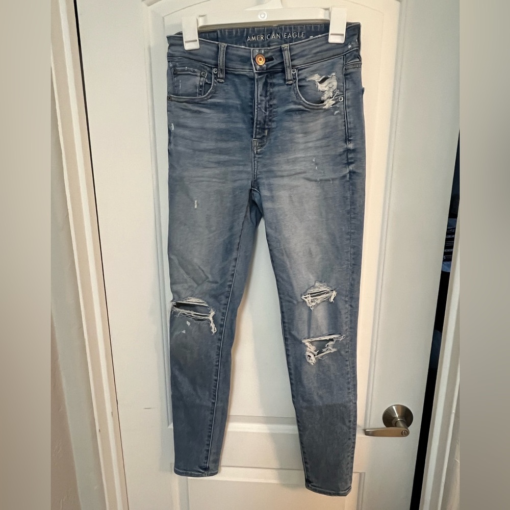 American Eagle distressed jeans.